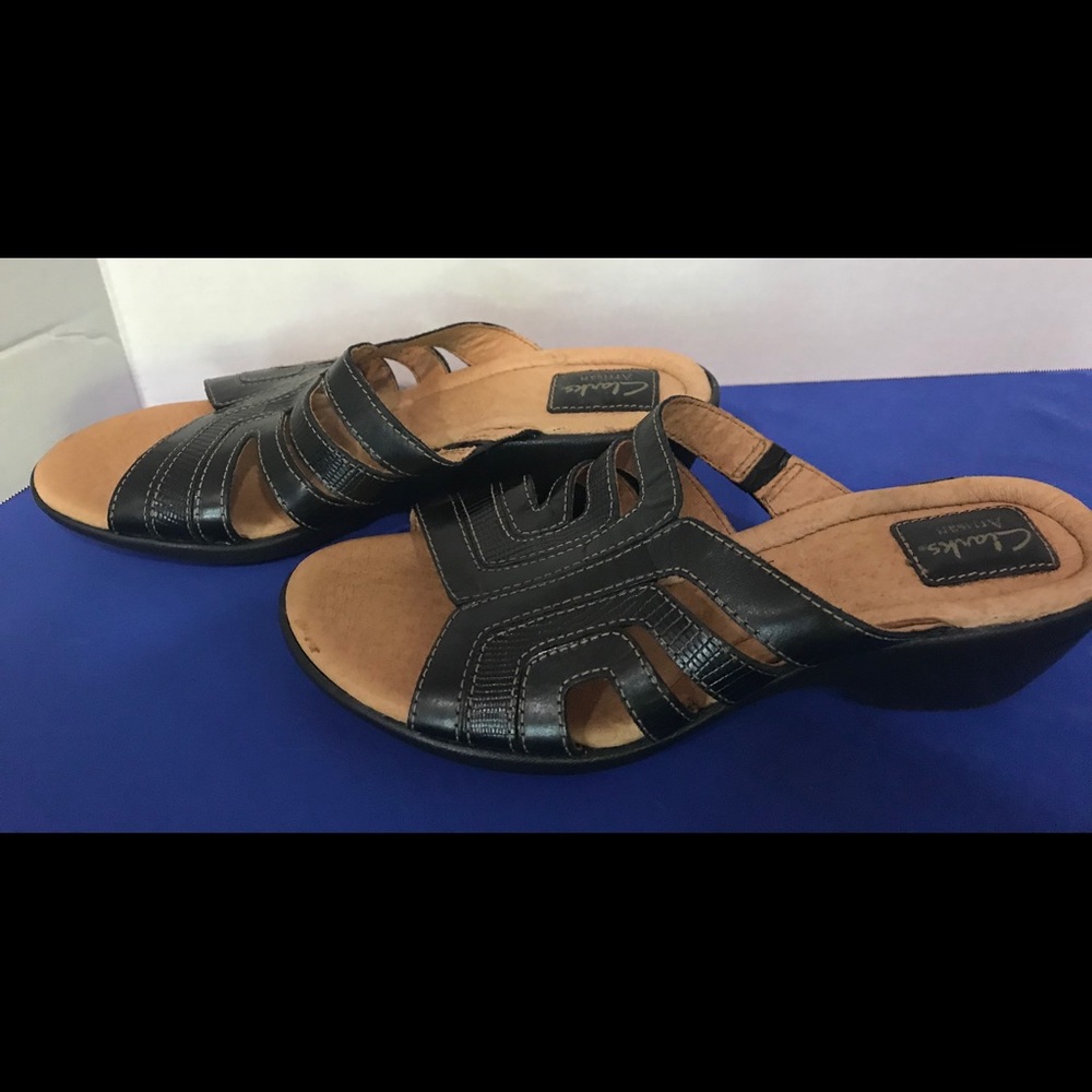 Clarks Leather Sandals-Size 8 Wide-Worn One Time